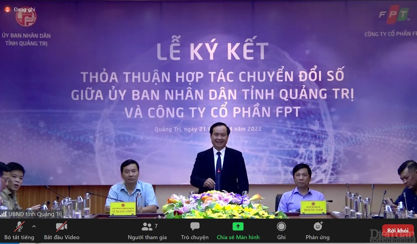 Ông Võ Văn Hưng - Phó Bí thư tỉnh uỷ, Chủ tịch UBND tỉnh phát biểu tại lễ ký kết