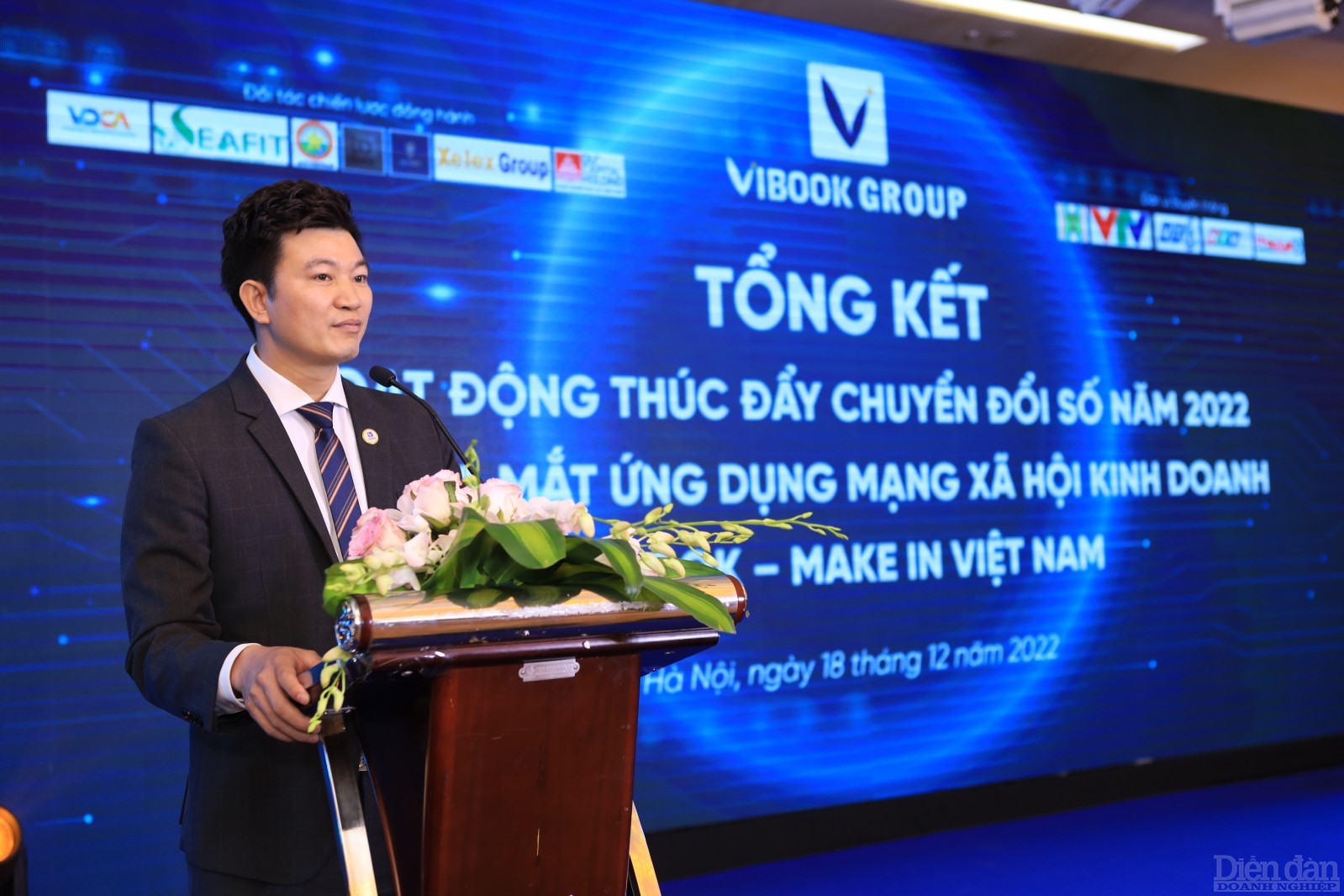 Ông Nguyễn Nghĩa Vượng -Chủ tịch HĐQT, kiêm tổng giám đốc cty cổ phần tập đoàn công nghệ kỹ thuật số Vibook Việt Nam phát biểu tại sự kiện