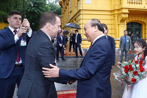  Thủ tướng Nga Dmitry Medvedev đã có chuyến thăm chính thức Việt Nam trong 2 ngày từ 18 - 19/11/2018. (Ảnh: Thống Nhất)