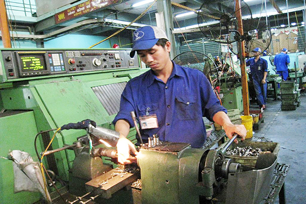 p/Xưởng sản xuất của Công ty dụng cụ cơ khí xuất khẩu tại KCN Quang Minh - Hà Nội.