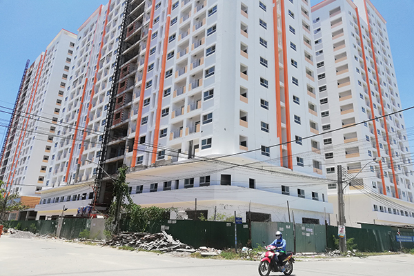 p/Chủ đầu tư Dự án Nhà ở xã hội HQC Nha Trang liên tục hứa và chậm tiến độ.