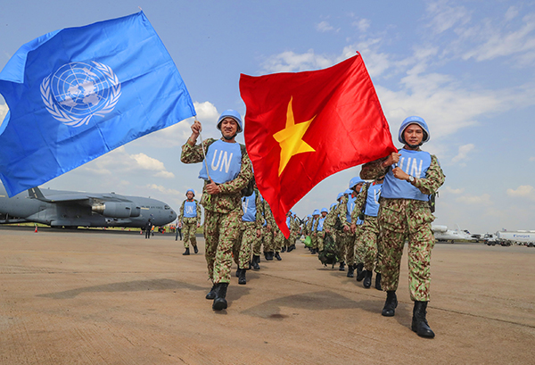 Quân đội nhân dân Việt Nam tham gia giữ gìn hòa bình Liên Hợp Quốc.