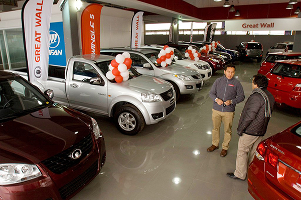 p/Năm 2017, số lượng ô tô của Trung Quốc bán ra là 28,9 triệu chiếc, trong đó ô tô nước ngoài chiếm 55%.