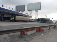 Tiền Giang: Nguy cơ mất an toàn giao thông do cây xăng 