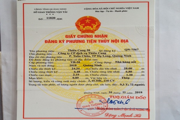 Giấy đăng ký tàu nhà hàng nổi Thiên Cung được cấp phép bởi Sở Giao thông vận tải Quảng Ninh