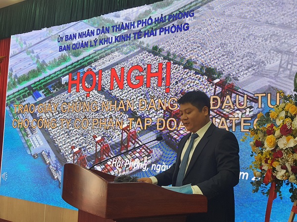 Ông Hoàng Đình Tuấn, TGĐ Công ty cổ phần Tập đoàn Hateco phát biểu tại hội nghị trao giấy chứng nhận