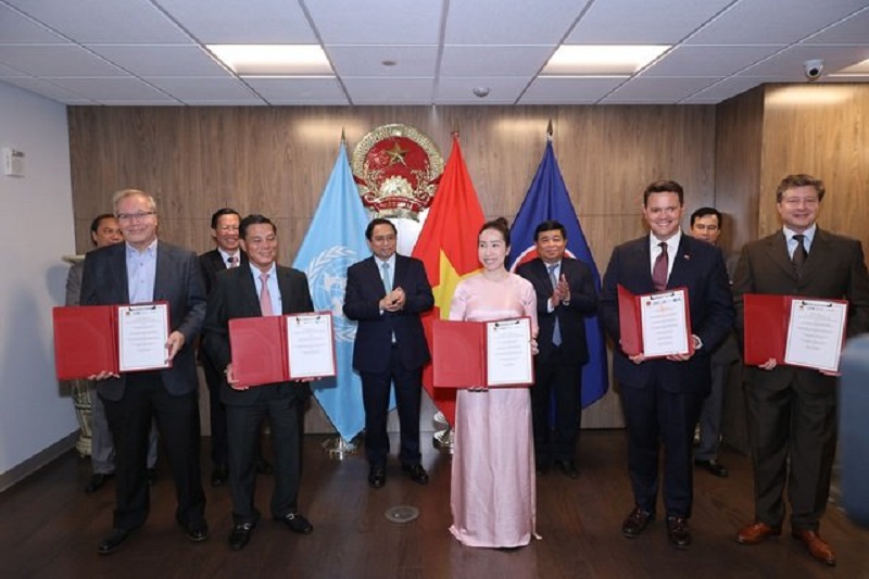 Thủ tướng Phạm Minh Chính chứng kiến lễ trao đổi các văn kiện hợp tác giữa các cơ quan, địa phương và doanh nghiệp Việt Nam và Hoa Kỳ