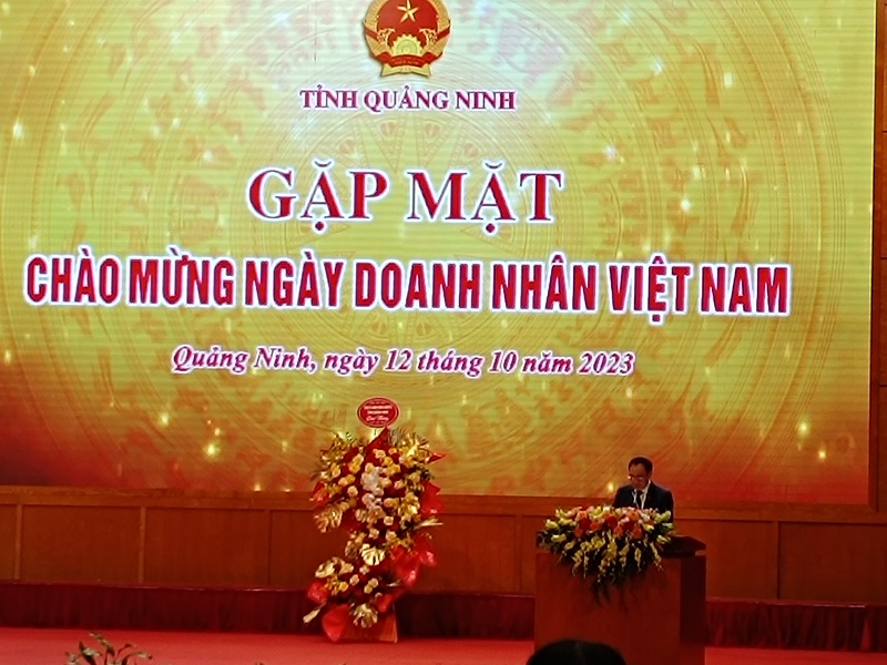 Ông Phạm Văn Thể, Chủ tịch Hiệp hội Doanh nghiệp tỉnh Quảng Ninh phát biểu tại hội nghị