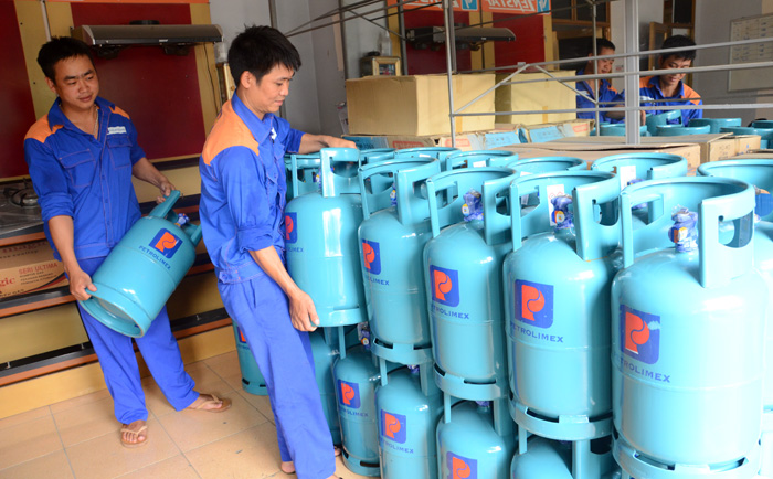 Góp ý dự thảo Nghị định về kinh doanh khí, Hiệp hội Gas Việt Nam cho rằng nên quy định tất cả thương nhân kinh doanh LPG dưới mọi hình thức không được thuê chai LPG.