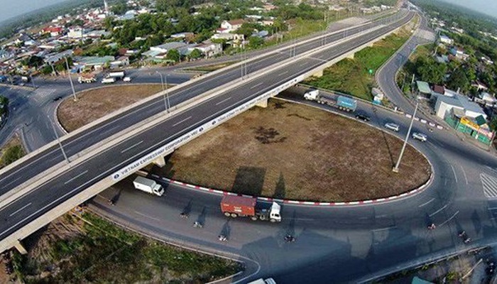 Theo thiết kế, đường cao tốc Trung Lương- Mỹ Thuận có tổng chiều dài 51,1 km tuyến cao tốc và 4,5 km tuyến nối.
