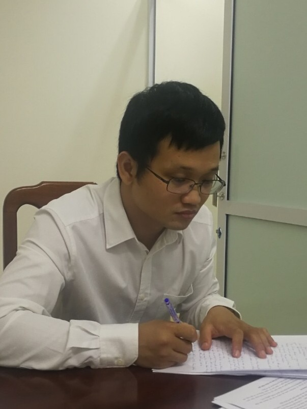 Bị can Hoàng Duy Quang, nhân viên Công ty Trách nhiệm hữu hạn tư vấn đầu tư và thẩm định AMAX, vai trò đồng phạm. Ảnh Bộ Công An.