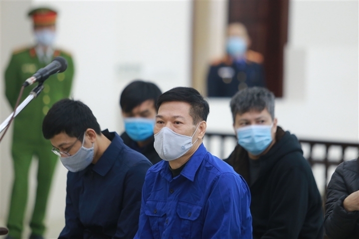 Bị cáo Nguyễn Nhật Cảm, cựu Giám đốc CDC Hà Nội trong phiên sơ thẩm.
