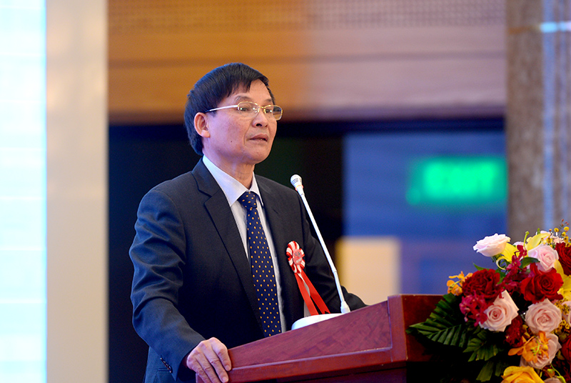  ông Trương Văn Cẩm, Phó Chủ tịch Hiệp hội Dệt may Việt Nam (VITAS) cho biết, ngành dệt may có kim gạch gần 40 tỷ USD.