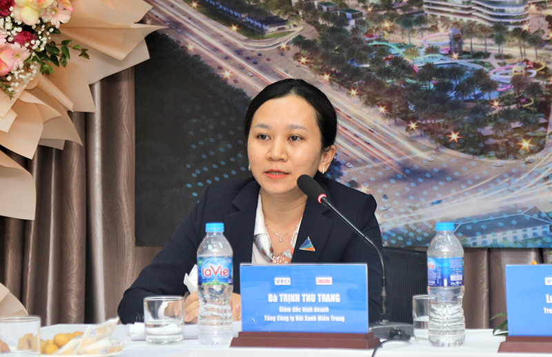 bà Trịnh Thu Trang, Giám đốc Tổng Công ty Đất Xanh Miền Trung.