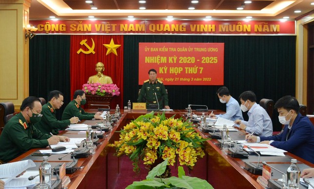 Kỳ họp diễn ra dưới sự chủ trì của Đại tướng Lương Cường, chiều 21/3. 