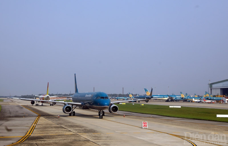 Cục Hàng không đề xuất bỏ trần giá vé máy bay với các đường bay có sự cạnh tranh của từ ba hãng trở lên.