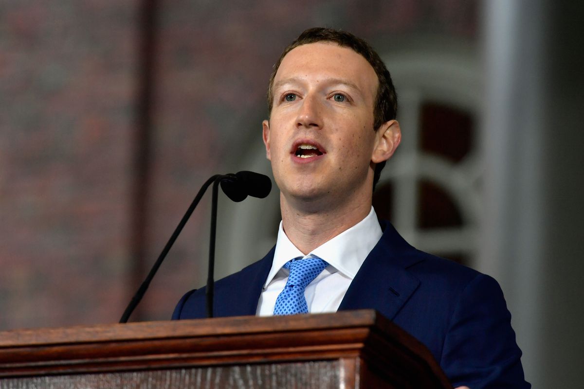 Theo CNN, ông Mark Zuckerberg đã chấp nhận điều trần trước Ủy ban Năng lượng và Thương mại Hạ viện Mỹ.