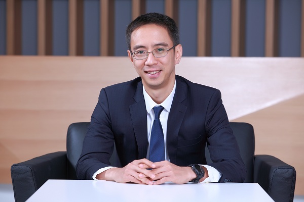 ông Ngô Đăng Khoa – Giám đốc toàn quốc Khối Kinh doanh Tiền tệ và Thị trường vốn Ngân hàng HSBC Việt Nam