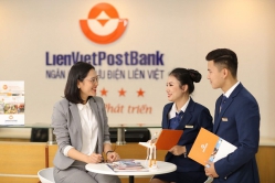 LienVietPostBank tặng quà cho khách hàng giao dịch qua thẻ tín dụng