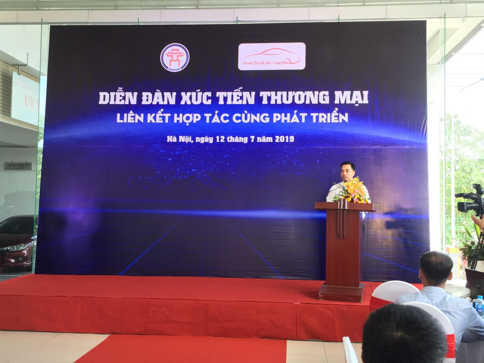 Phó Chủ tịch kiêm Tổng thư ký Hiệp hội Doanh nghiệp nhỏ và vừa thành phố Hà Nội Mạc Quốc Anh phát biểu tại Diễn đàn