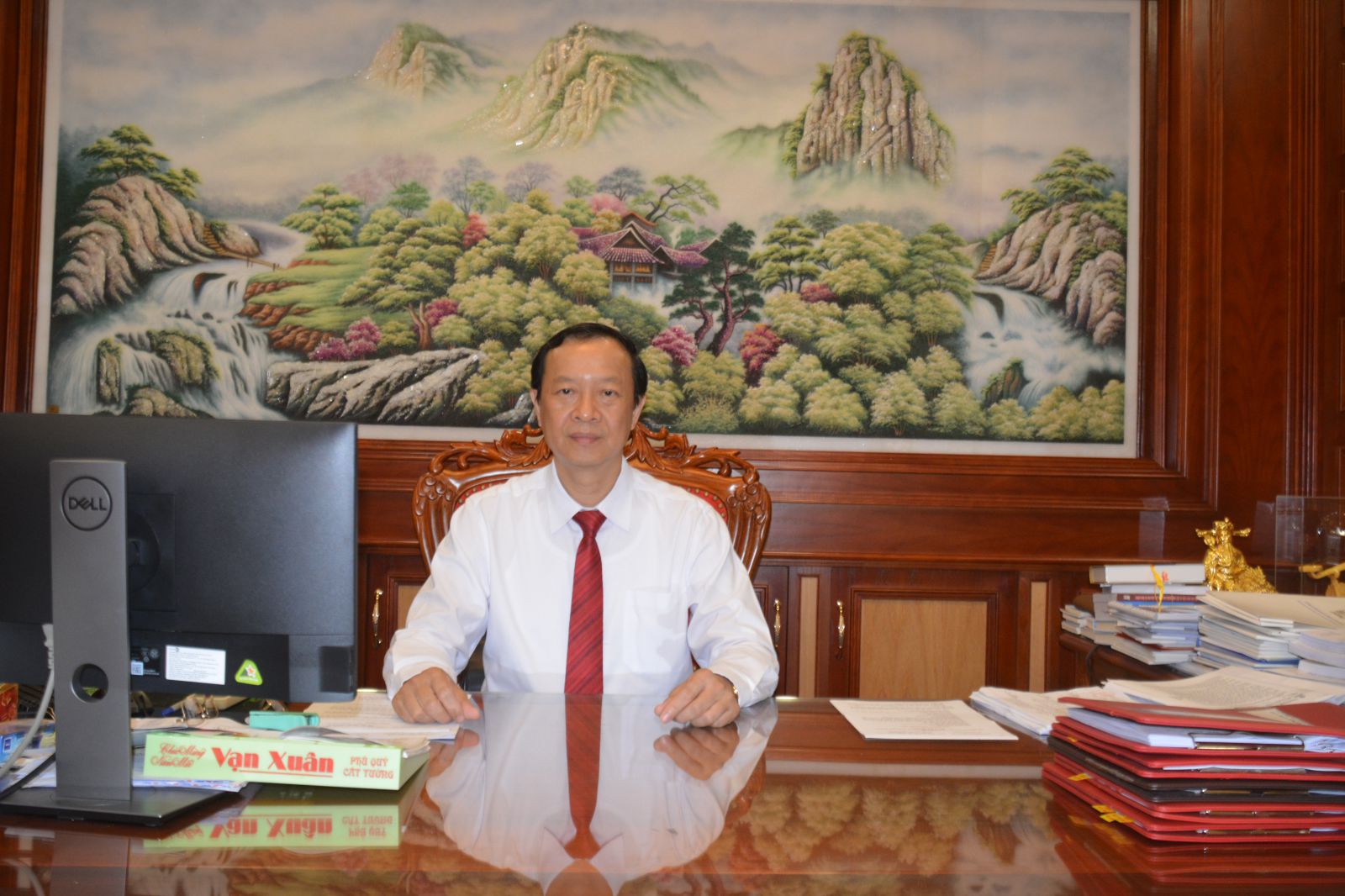 Trước khi được điều động, bổ nhiệm, Tân Thứ trưởng Bộ Giáo dục và Đào tạo Phạm Ngọc Thưởng đã đảm nhiệm nhiều chức vụ quan trọng tại tỉnh Lạng Sơn