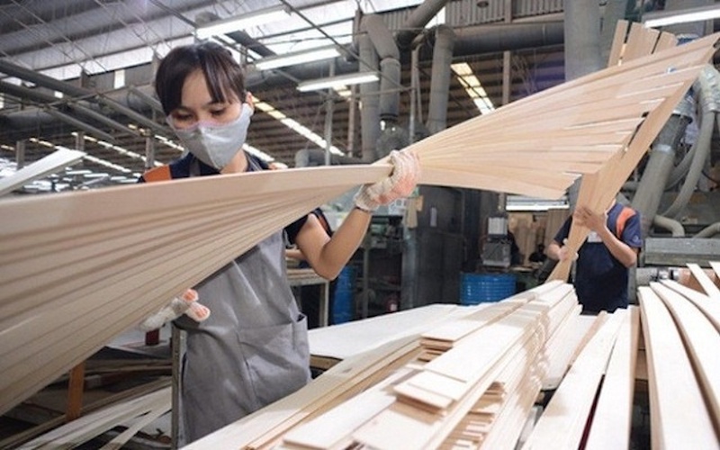 thị trường xuất khẩu gỗ dán tại Việt Nam đã ‘bắt đáy’ từ cuối quý III/2022 và đã kéo dài 4 tháng qua