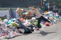 Giải pháp nào giảm áp lực rác thải ra môi trường?