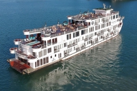 Quảng Ninh: Cách ly du thuyền Ambassador và 182 du khách trên vịnh Hạ Long