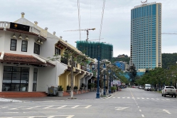 Quảng Ninh: Khách sạn “kiệt sức” vì COVID-19