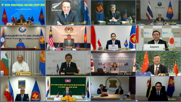 Các nhà đàm phán từ các quốc gia khác nhau phát biểu trực tuyến tại Hội nghị Bộ trưởng Đối tác Kinh tế Toàn diện Khu vực lần thứ tám vào tháng Tám. (Hình ảnh lấy từ trang web của Bộ Kinh tế, Thương mại và Công nghiệp Nhật Bản)