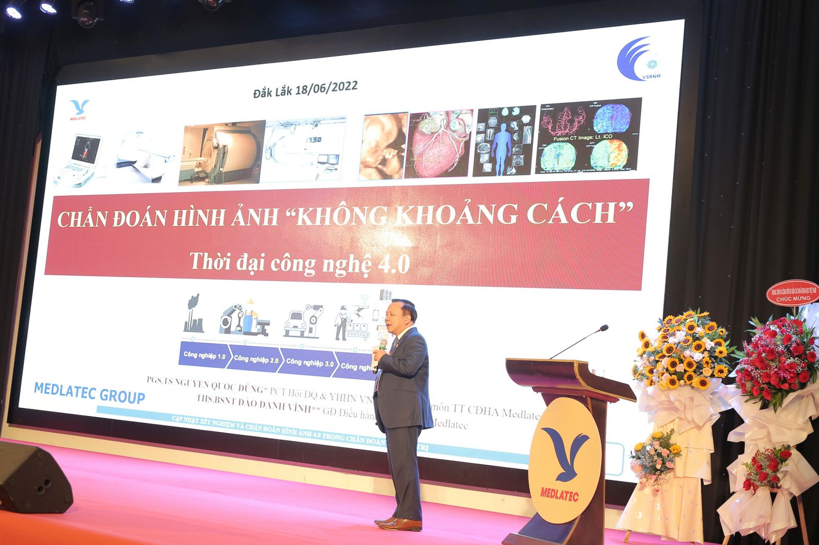 PGS.TS.BSCC Nguyễn Quốc Dũng báo cáo nội dung Chẩn đoán hình ảnh không khoảng cách tại hội nghị