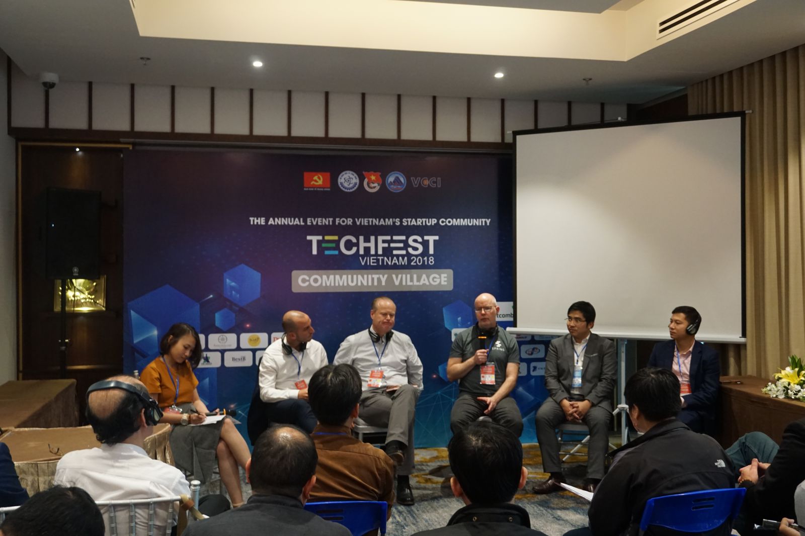 Hội thảo chuyên đề phát triển Cộng đồng khởi nghiệp sáng tạo trong khuôn khổ Techfest 2018