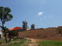 Nghệ An: Kiểm tra ô nhiễm tại nhà máy xi măng Sông Lam