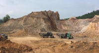 Hà Tĩnh: Sai phạm khai thác đất, 2 doanh nghiệp bị “trảm”