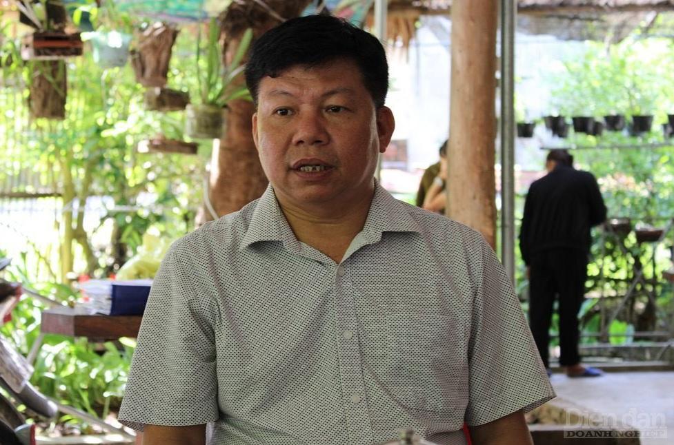 Ông Lương Thanh Truyền - Phó Chủ tịch UBND xã Yên Na, huyện Tương Dương khẳng định việc nhà thầu và người dân tự mua bán, bàn giao nhà cửa, vườn tược với nhau chính quyền không hề được biết