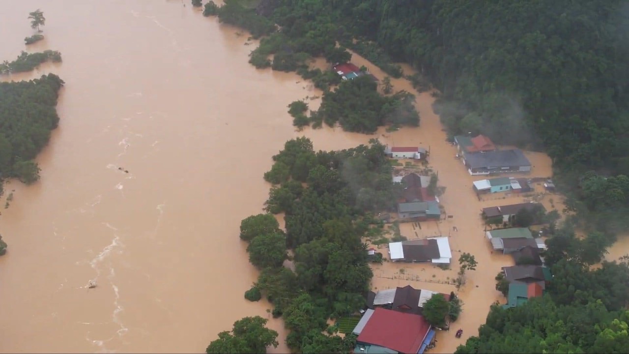 Đợt mưa lũ cuối tháng 9/2023 vừa qua là trận lũ lịch sử ở huyện miền núi Quỳ Châu; gây thiệt hại nặng nề về tài sản