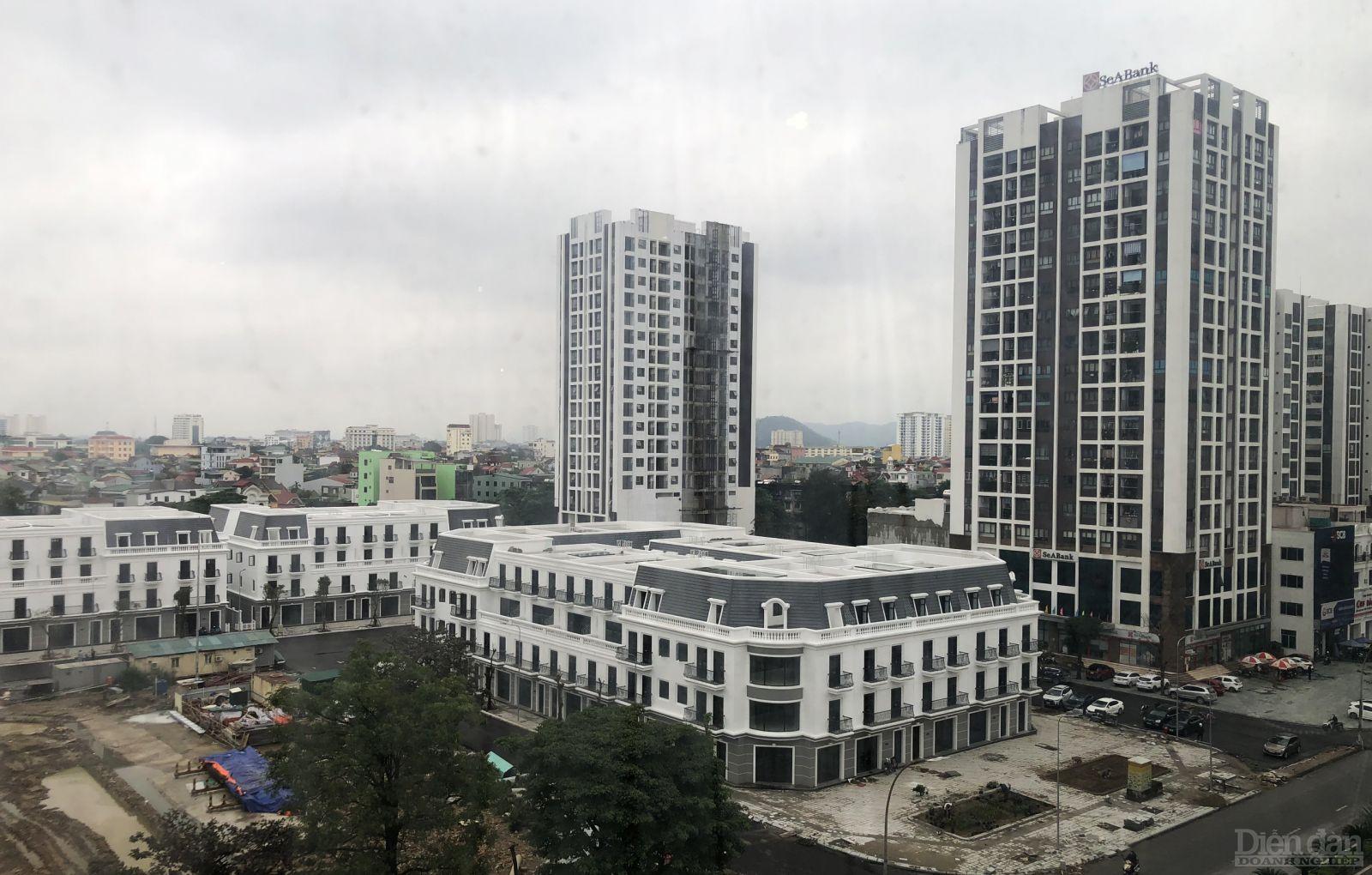 Khu B Chung cư Quang Trung, TP do Vingroup đầu tư cải tạo nay đã trở nên khang trang, đẹp đẽ (Ảnh chụp trong quá trình thi công dự án)