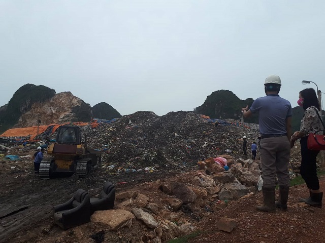 Khu xử lý rác Đông Nam, huyện Đông Sơn (Thanh Hóa) đã quá tải ở mức báo động 