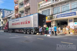 72 container hàng hóa của tỉnh Thanh Hóa cập bến hỗ trợ TP Hồ Chí Minh
