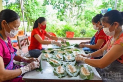Làng nghề bánh lá Hà Lai "bắt kịp" thị trường, thu hút lao động