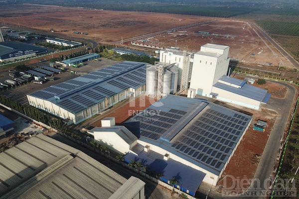 Công trình hệ thống điện mặt trời mái nhà De Heus Đồng Nai do Công ty CP Năng lượng TTC (TTC Energy) lắp đặt với công suất 962.37 kWp