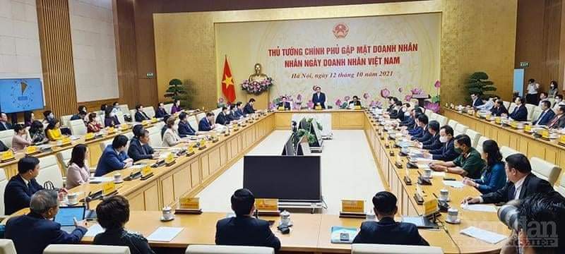 Thủ tướng Chính phủ gặp mặt giới Doanh nhân Việt Nam