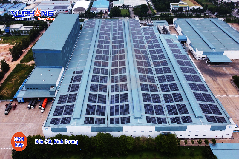Vũ Phong Energy đã hoàn thành Dự án điện mặt trời hòa lưới 3394 kWp được lắp đặt tại Nhà máy Sữa Việt Nam – siêu nhà máy (Mega factory) hiện đại bậc nhất Việt Nam và khu vực với công nghệ tích hợp và tự động tiên tiến nhất thế giới.