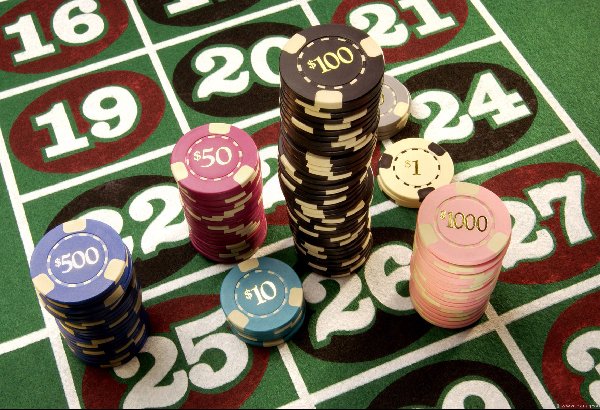 Hợp thức hóa cờ bạc thế nào để hạn chế mặt trái của nó (Ảnh: Internet)