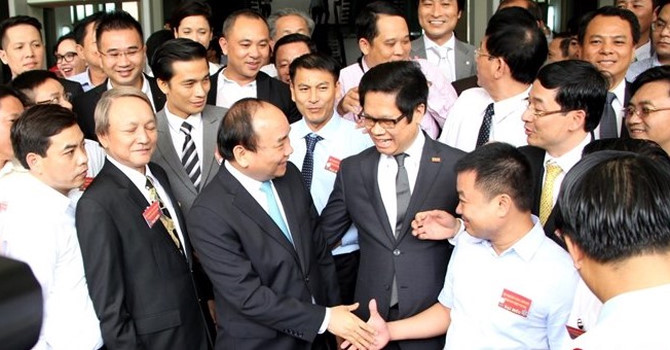 Thủ tướng Nguyễn Xuân Phúc trong một lần gặp gỡ doanh nghiệp