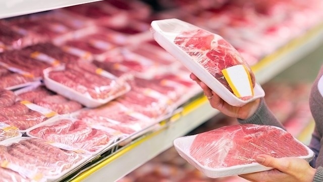Phải tăng cung để giảm giá thịt lợn