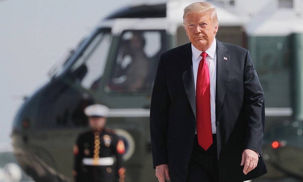 Tổng thống Trump tại căn cứ không quân Andrews, ở Maryland, Mỹ hôm 23/6. Ảnh: Reuters.