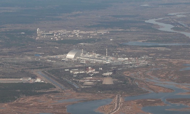 Nhà máy điện hạt nhân Chernobyl đã bị lực lượng Nga kiểm soát (Ảnh: BBC)