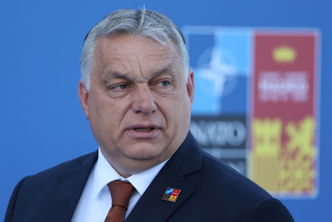 Thủ tướng Hungary cho rằng chỉ có đàm phán mới mang lại cơ hội kết thúc chiến sự