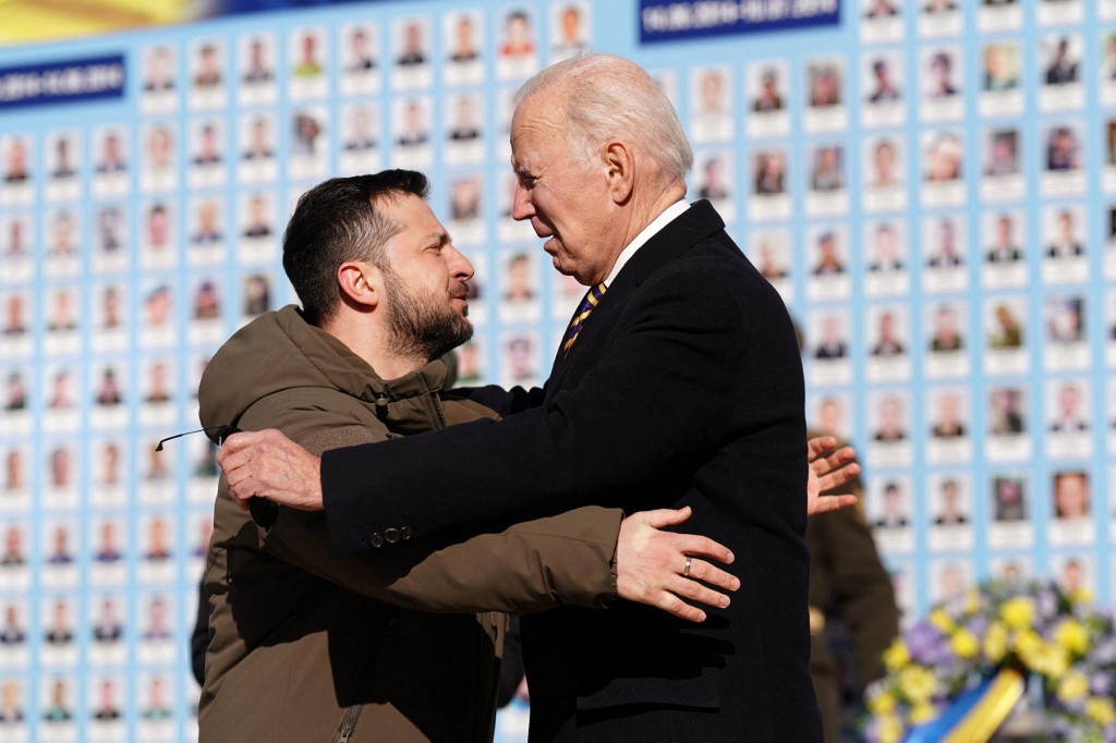 Tổng thống Mỹ, Joe Biden thăm Ukraine